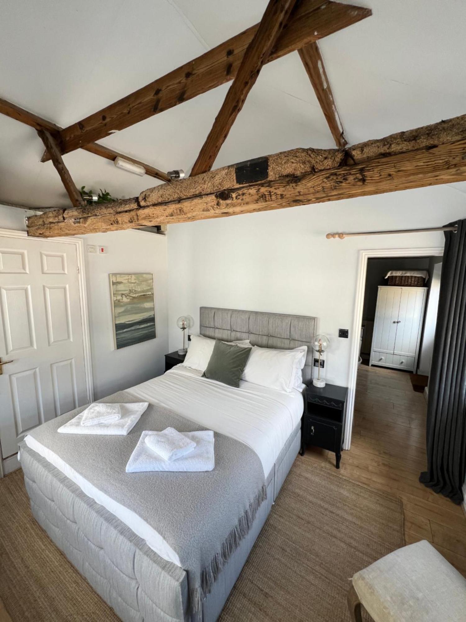 Pear & Olive Cottage Hildersham Eksteriør bilde