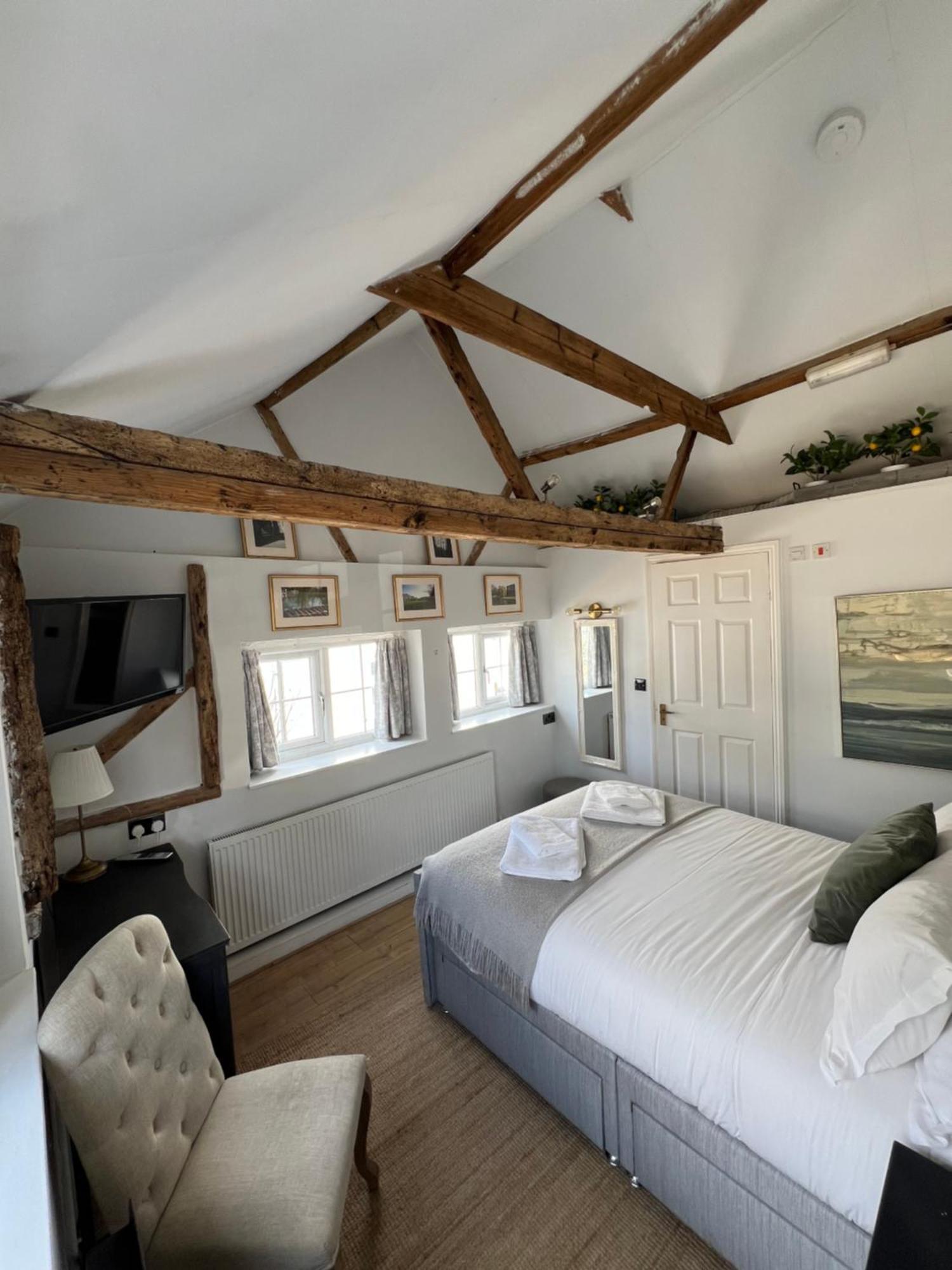 Pear & Olive Cottage Hildersham Eksteriør bilde